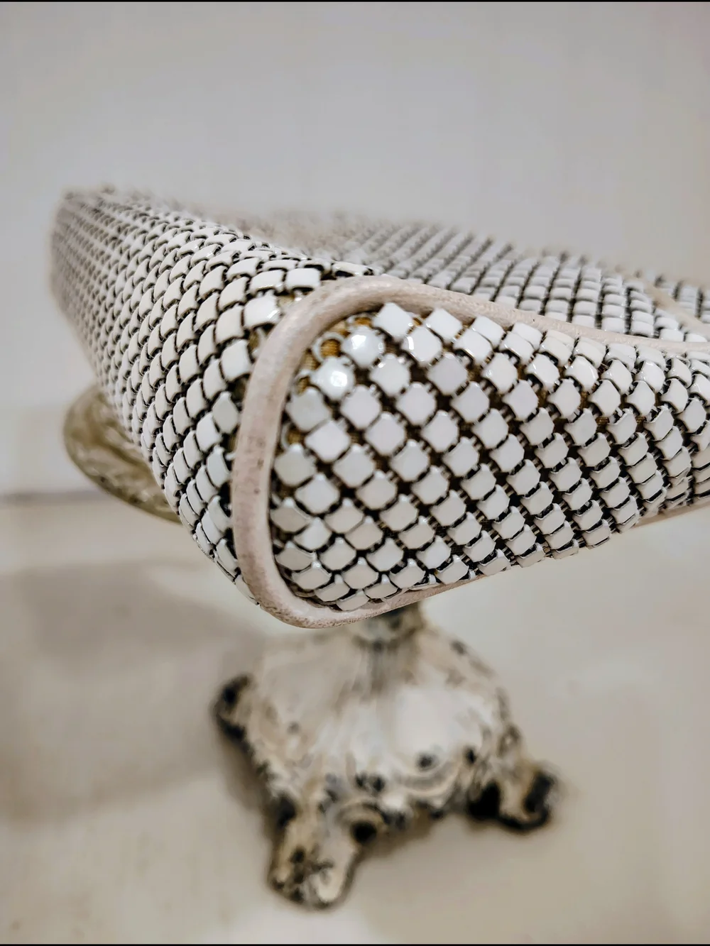 Vintage White Mesh Metal Evening Clutch Bag 1980s